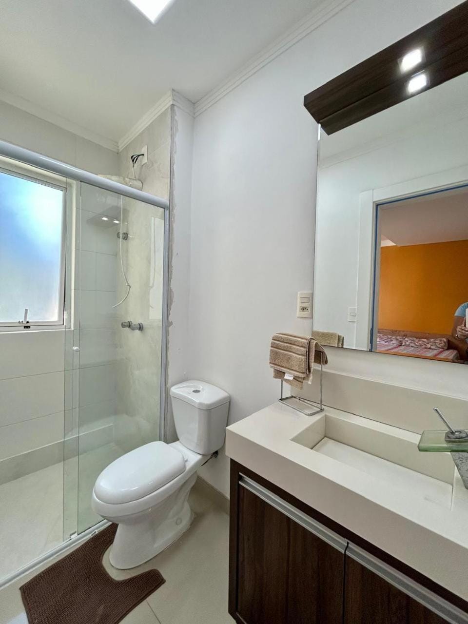 Luxurious Apartment, 3 en-suites, spacious, Itapema Apartment in Porto Belo