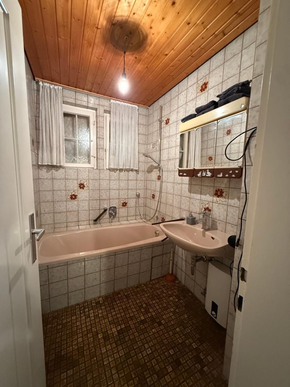 Familien und Handwerkerwohnung in Winnenden 6Betten Apartment in Baden-Württemberg