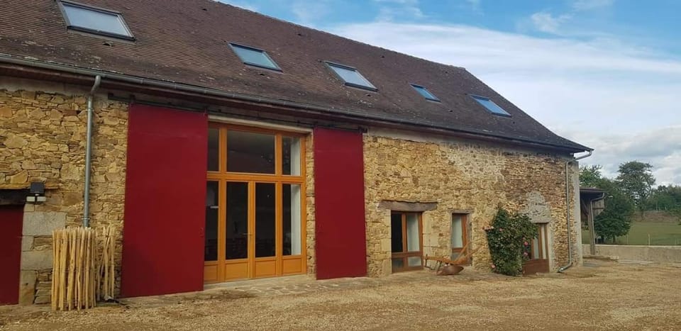 Property building, Day
