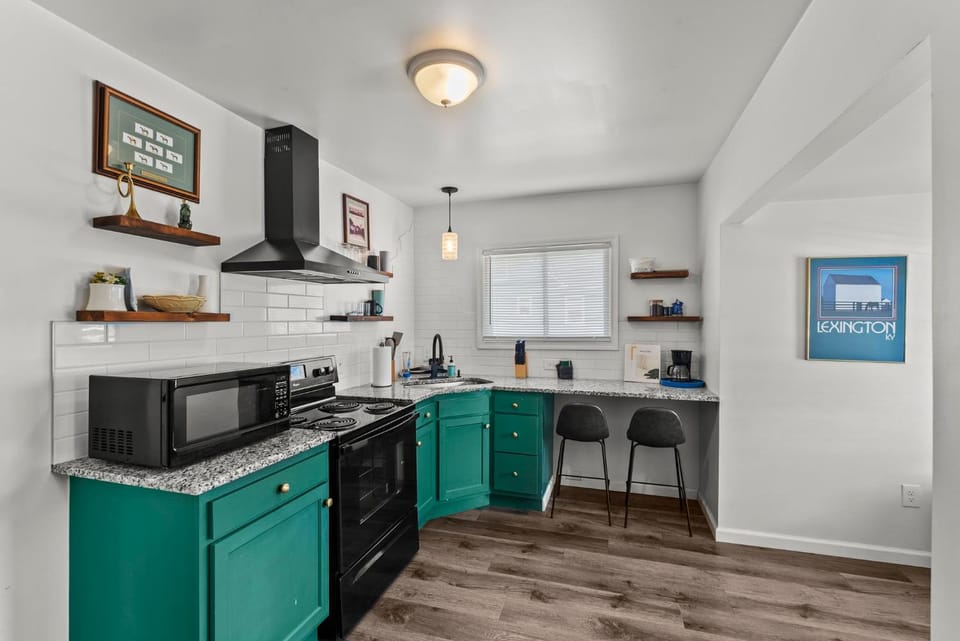 Mint Julep - Studio in Downtown Lexington Apartment in Lexington