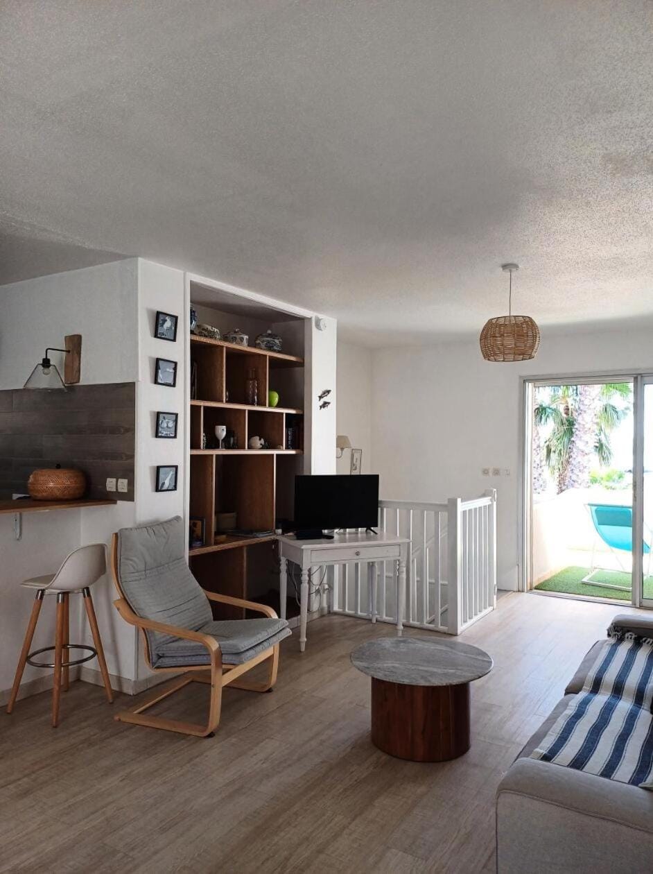 Résidence Les Marquises - maeva Home - Appartement climatisé vue mer 4 pièces 5 personnes - Prestige MAE-2143 Apartment in Sanary-sur-Mer