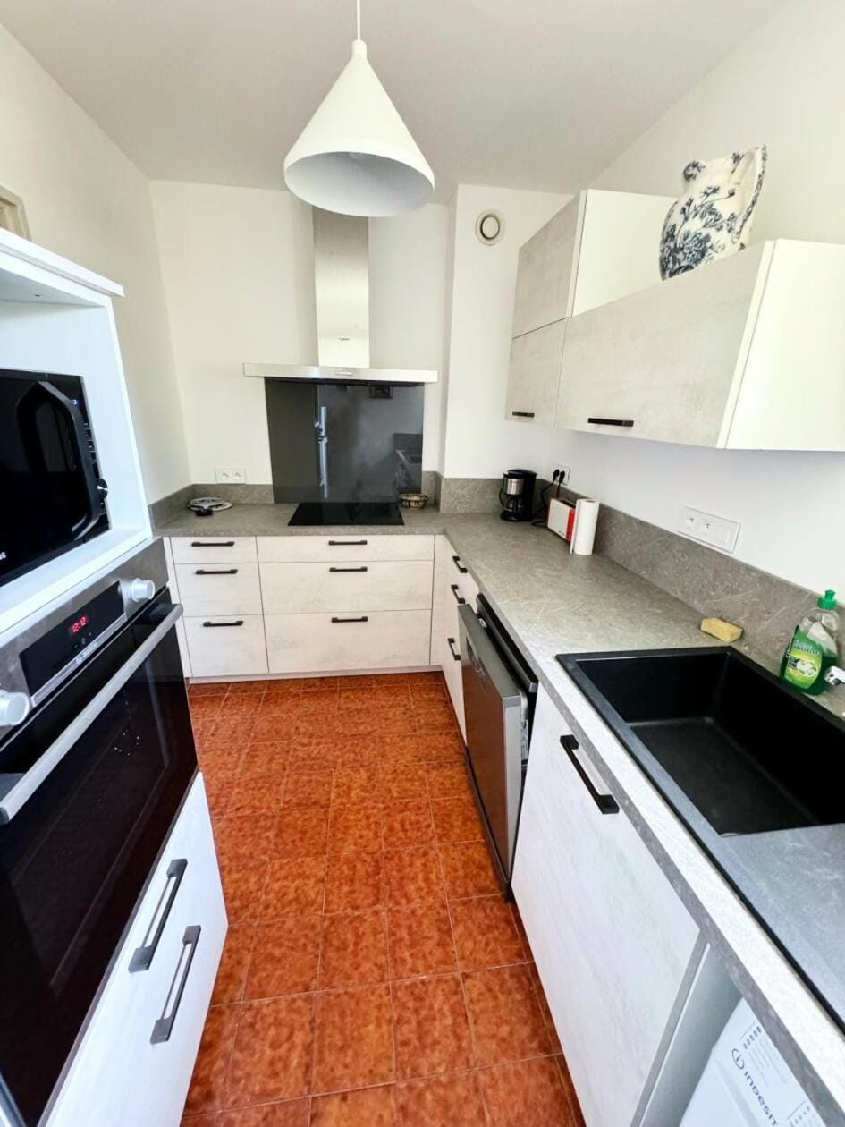 Résidence Les Gros Pins - maeva Home - Appartement climatisé 3 pièces 4 personnes - Budget MAE-4923 Apartment in Bandol