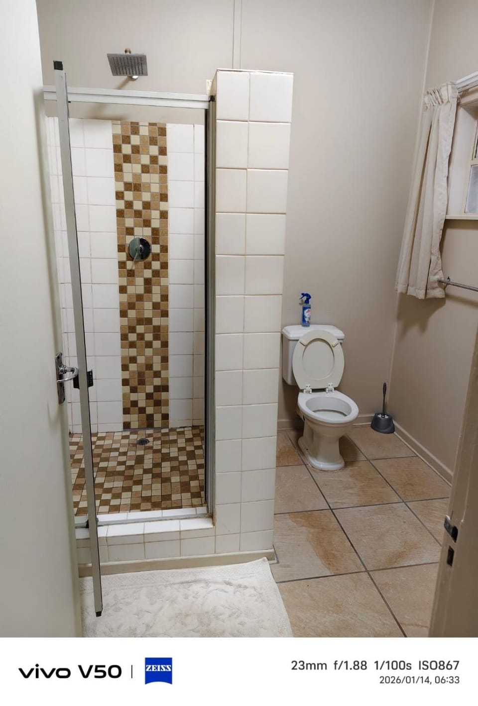 Shower, Toilet, Bathroom