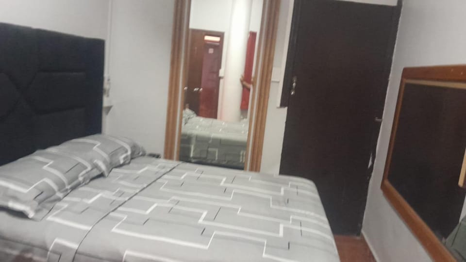 HotelesR20 Hostel in Lima