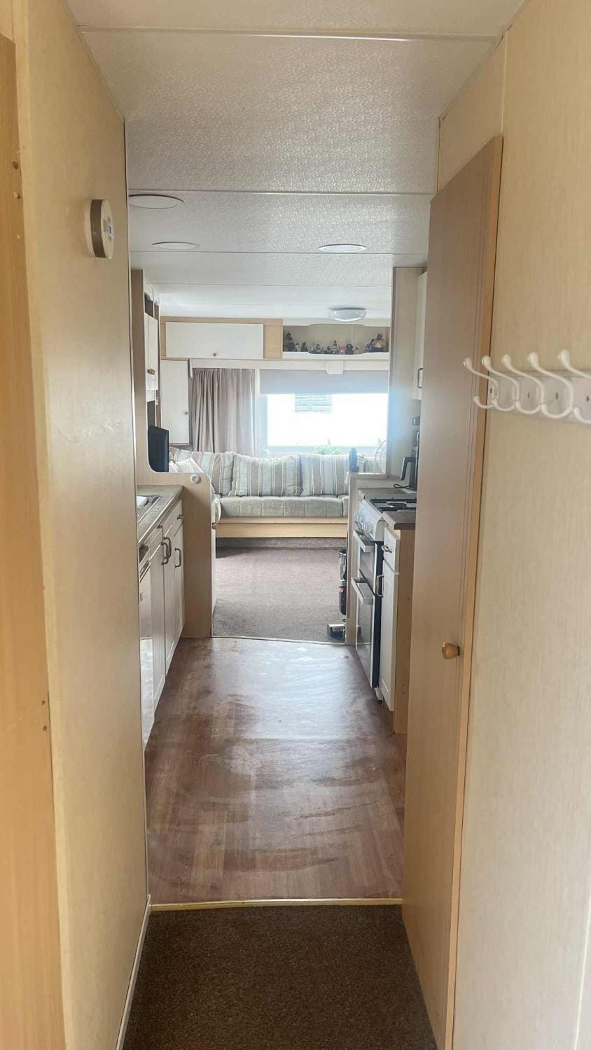 10 Berth Caravan - Meadow View Bed and Breakfast in Chapel Saint Leonards