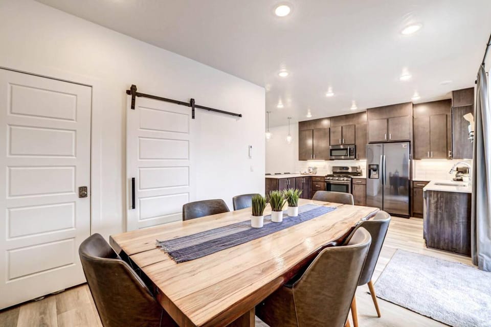 Dining area, dishwasher, oven, stove