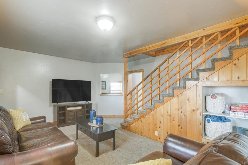 Mtn-View Angler’s Retreat in Western Wyoming! House in Afton