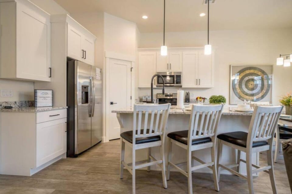 Coffee/tea facilities, Kitchen or kitchenette, dishwasher, minibar, oven, stove, toaster