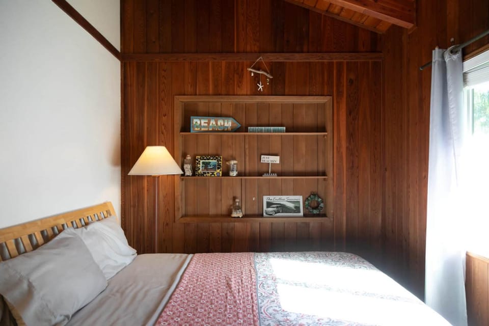 North Shore Retreat House in Mokuleia