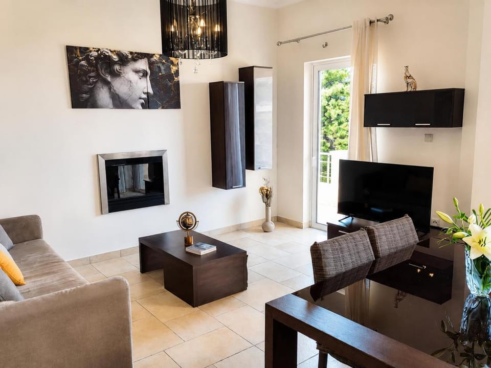 TV and multimedia, Living room, Seating area
