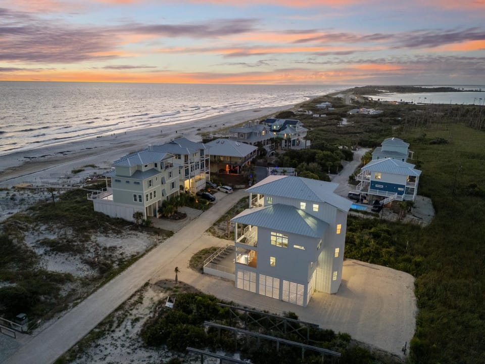 Property building, Sea view