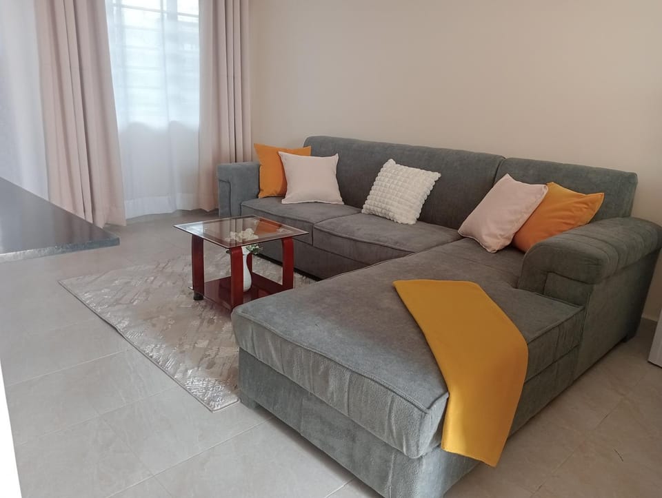 Living room, Photo of the whole room