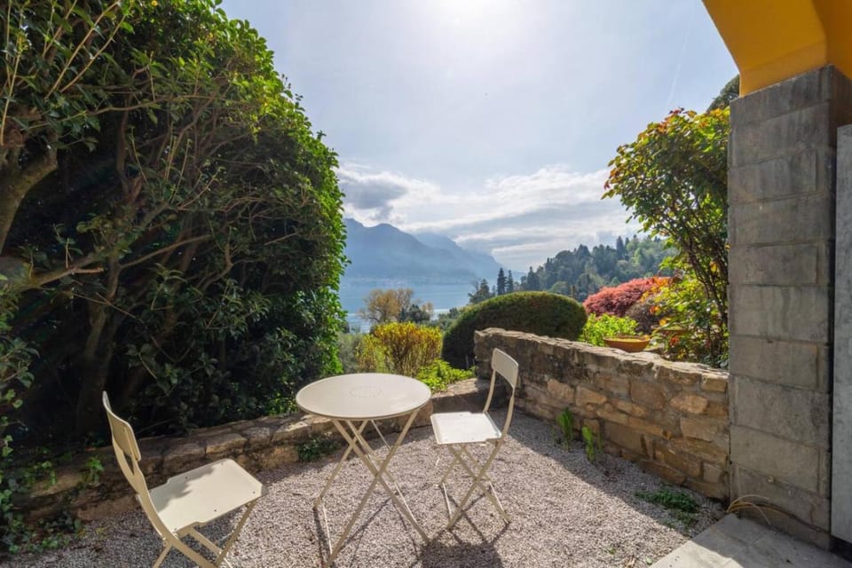Garden, Lake view