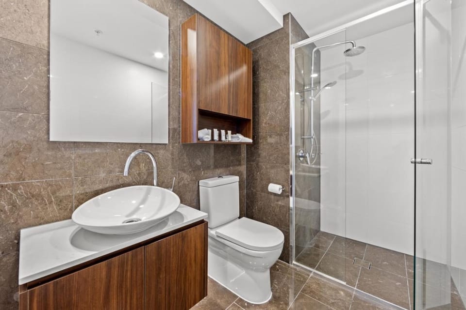 1 Bedroom Sky High City Escape with Stunning Views Apartment in Kangaroo Point
