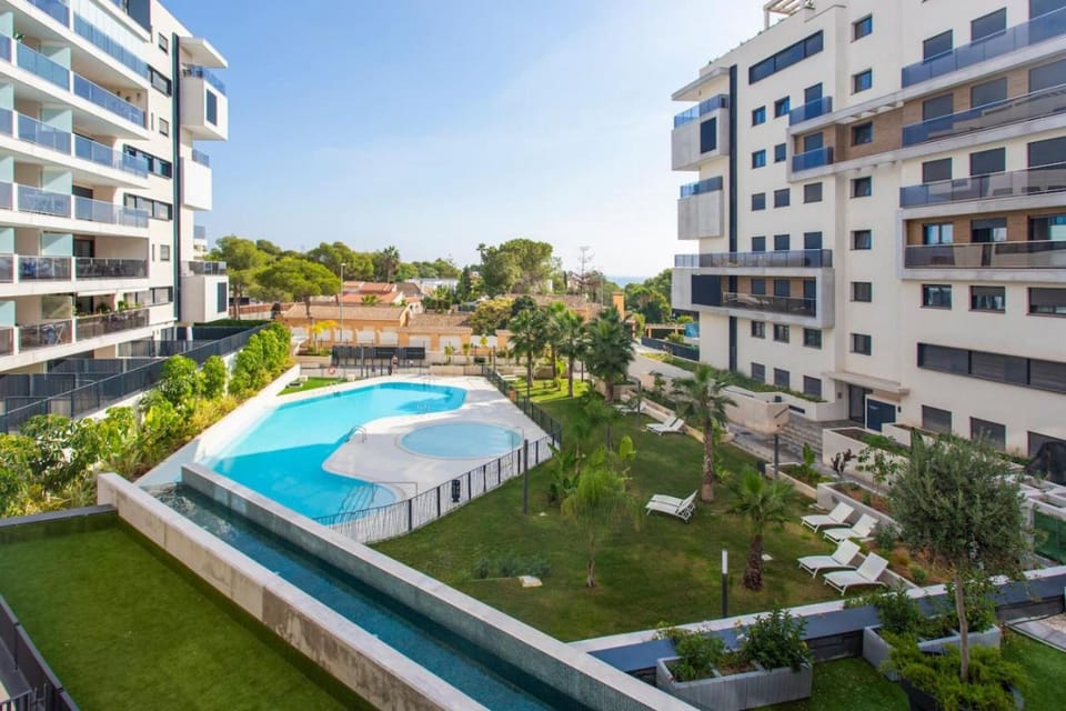Modern Luxury, Sea View Terrace, Heated Pool, Gym Apartment in Dehesa de Campoamor