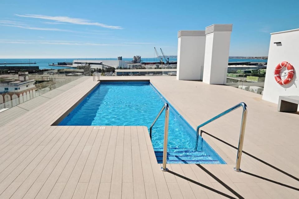 New Luxury Apartment Alicante Port Sea View Pool Apartment in Alicante