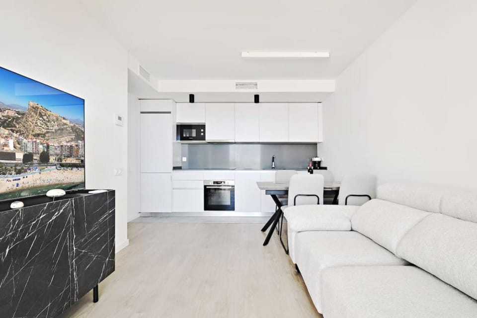 New Luxury Apartment Alicante Port Sea View Pool Apartment in Alicante
