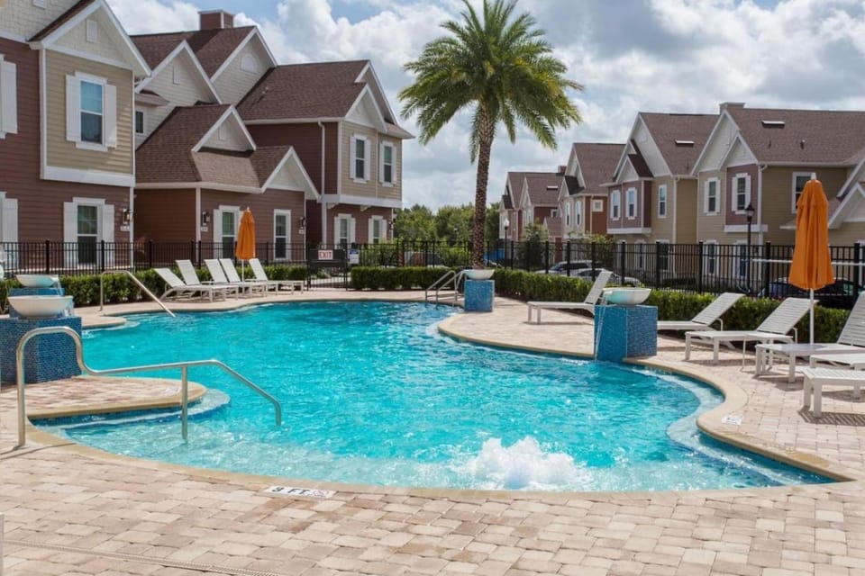 7547 NEW 5 minutes from Disney 5BD 5BH 15P House in Four Corners