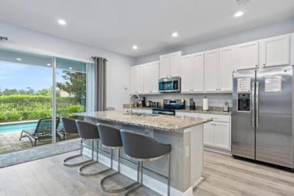 381 Fantastic Home Near Disney 5BD 5BT 14P House in Four Corners