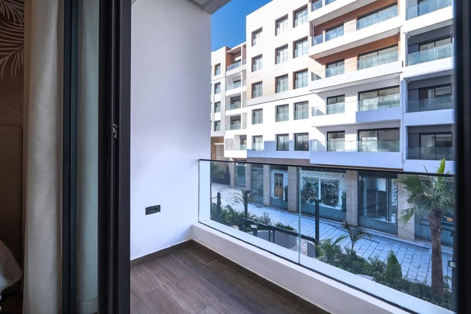 Luxurious 2BR 2BA For Families and groups Apartment in Casablanca