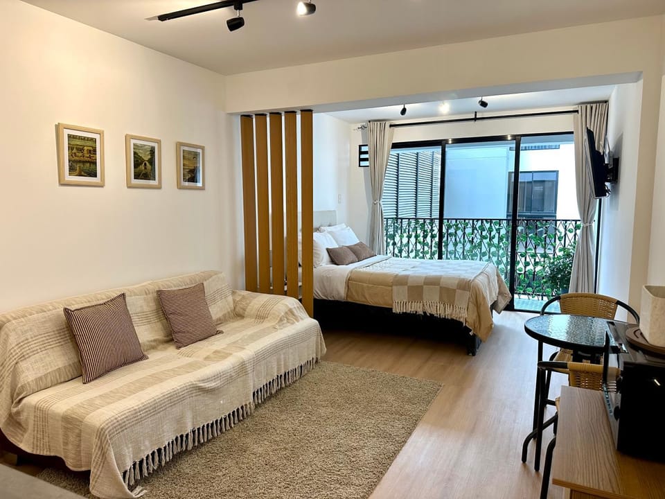 Living room, Bedroom