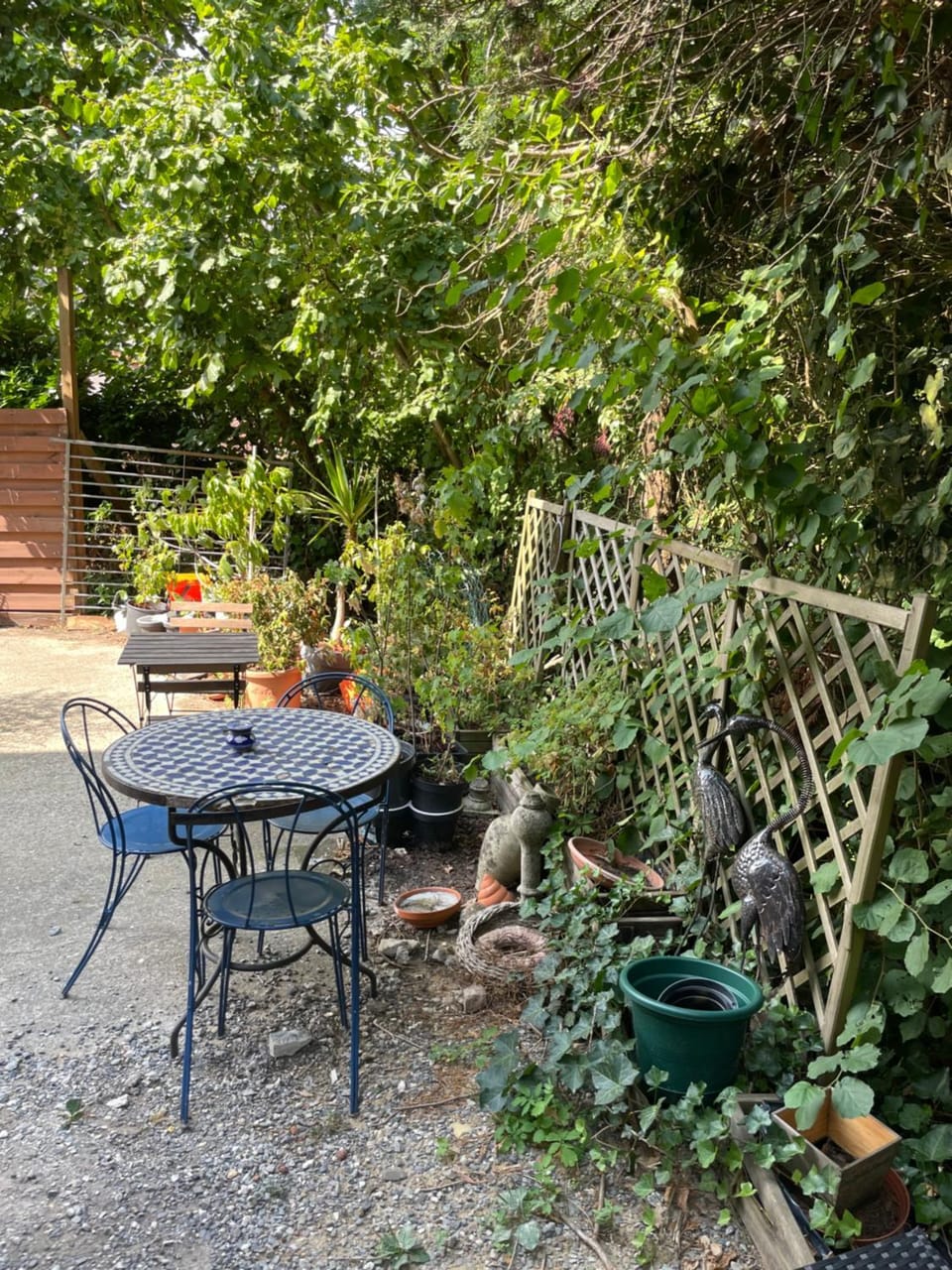 Garden, furniture