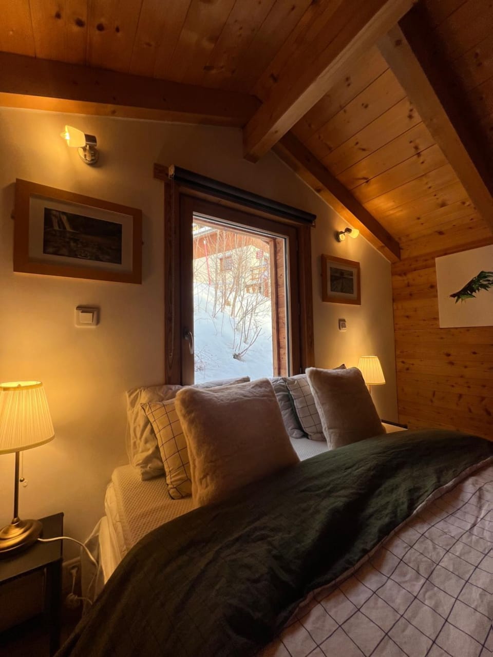 Beautiful spacious chalet 15 people ALPE d'Huzes et Tour de France Chalet in Huez