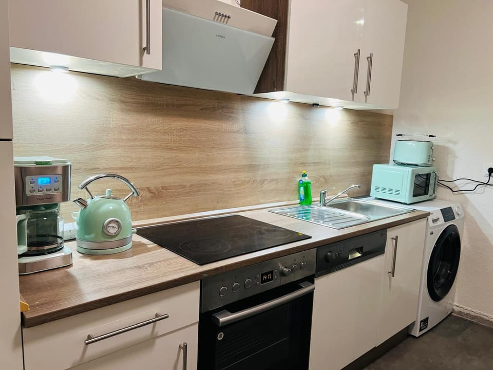 Kitchen or kitchenette, dishwasher, minibar, oven, pet friendly, stove, toaster, washing machine