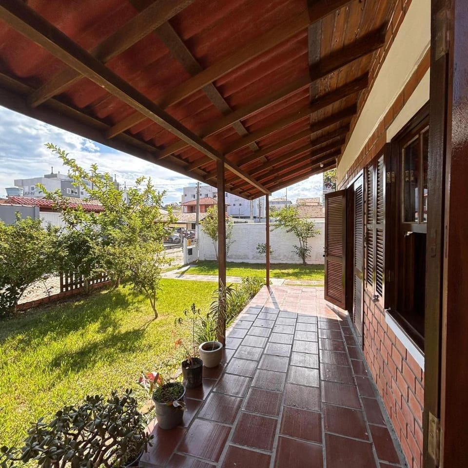 Casa Flor House in Florianopolis
