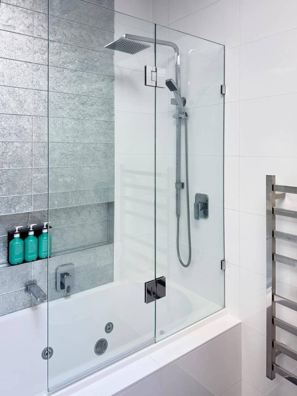 Regent House - Luxury 4BR Richmond Family Home House in Melbourne
