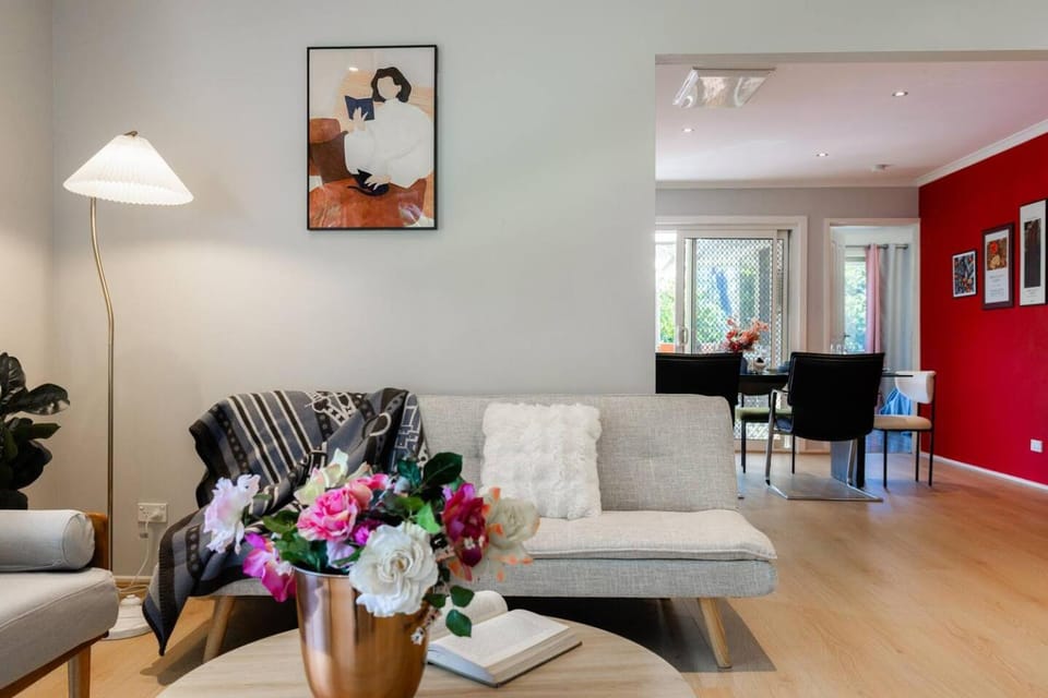 Puddings Home Melbourne Wantirna Escape House in Wantirna South