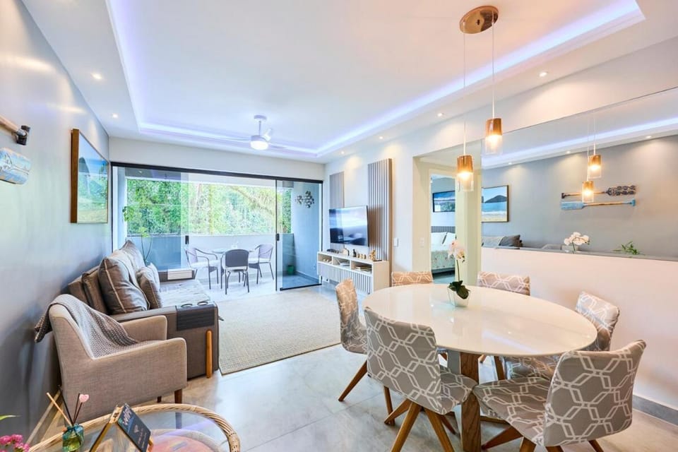 Apto Completo Ubatuba praia Tenório a 100 mt mar Apartment in Ubatuba