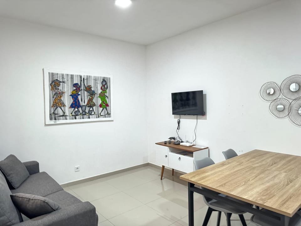 Communal lounge/ TV room