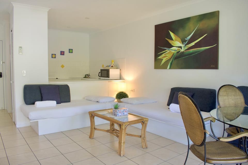 Mango House Resort - Affordable Escape Apartment in Whitsundays