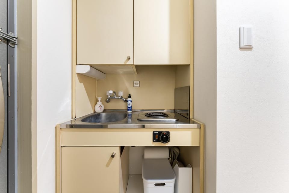 Kitchen or kitchenette, stove