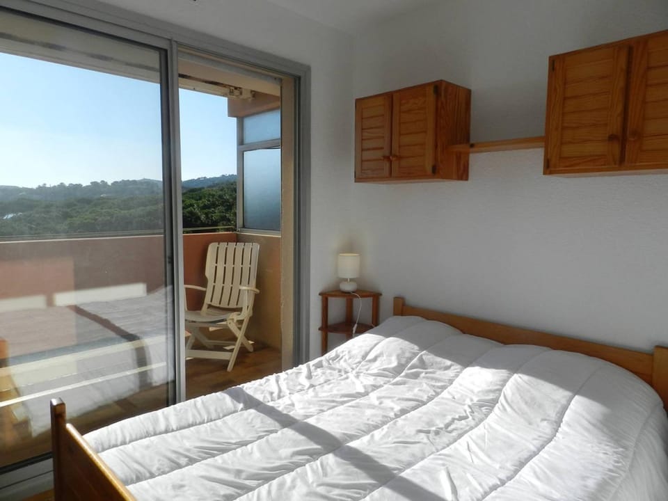 Appartement 2 pièces avec piscine et plage à Bormes-les-Mimosas Apartment in Bormes-les-Mimosas