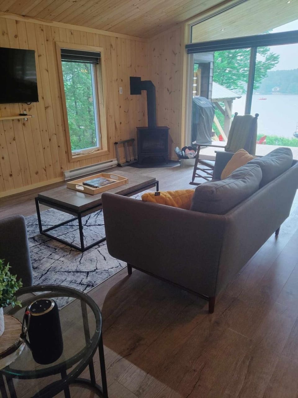 Refuge du Kodiak BORD DE L EAU Chalet in Maine