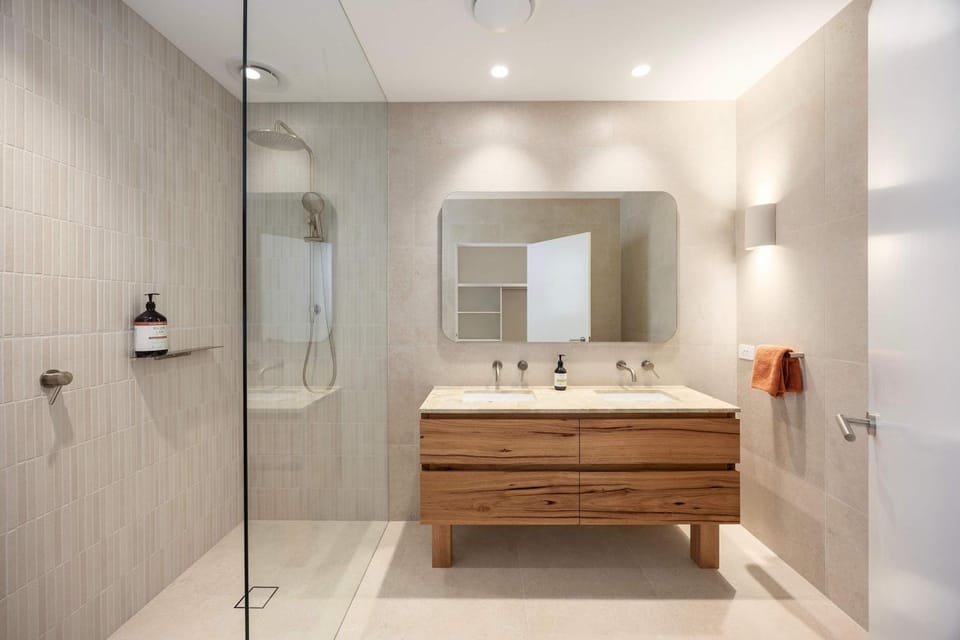 Wagstaff Sands Pool & Spa Alfresco Dining House in Melbourne