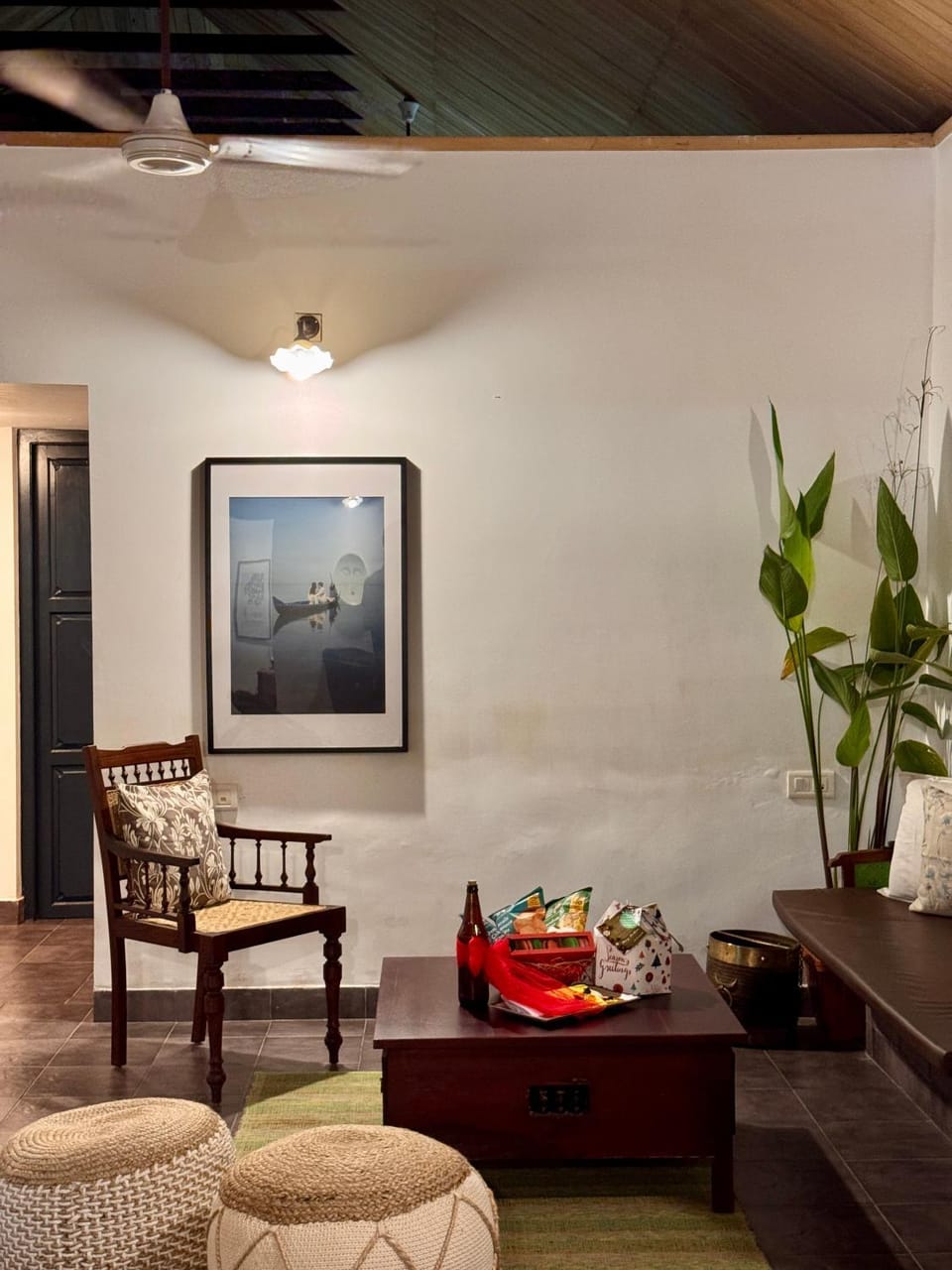 Communal lounge/ TV room, Living room