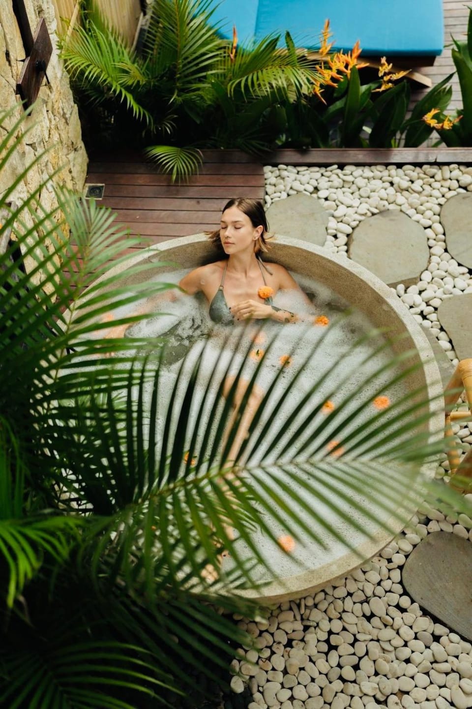 Hot Tub, Hot Tub