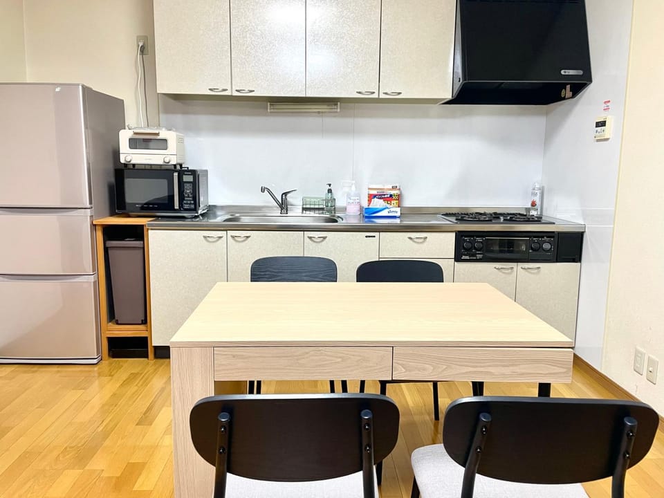 Kitchen or kitchenette, kitchen, kitchen