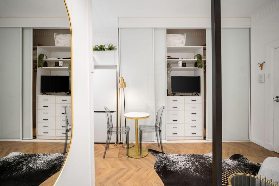 Steps to the Surf at Bondi Beach Apartment in Sydney