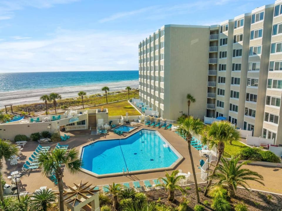 Top of the Gulf 316 Beachfront Studio Condo House in Panama City Beach