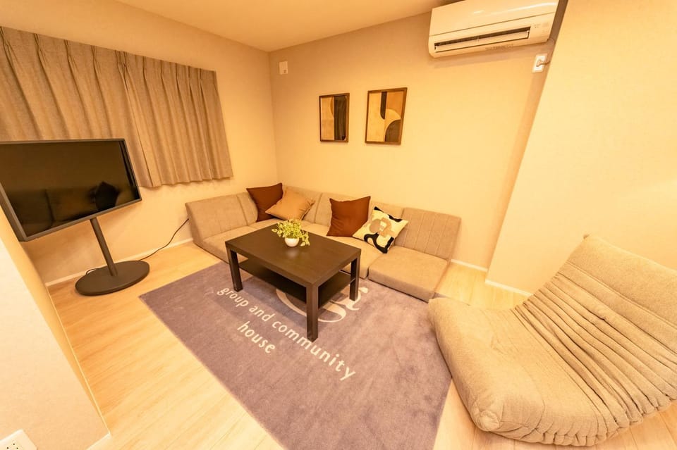 TV and multimedia, Living room, air conditioner