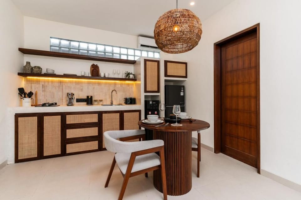 Melasti Escape Poolside & Adventure Close Apartment in Bali