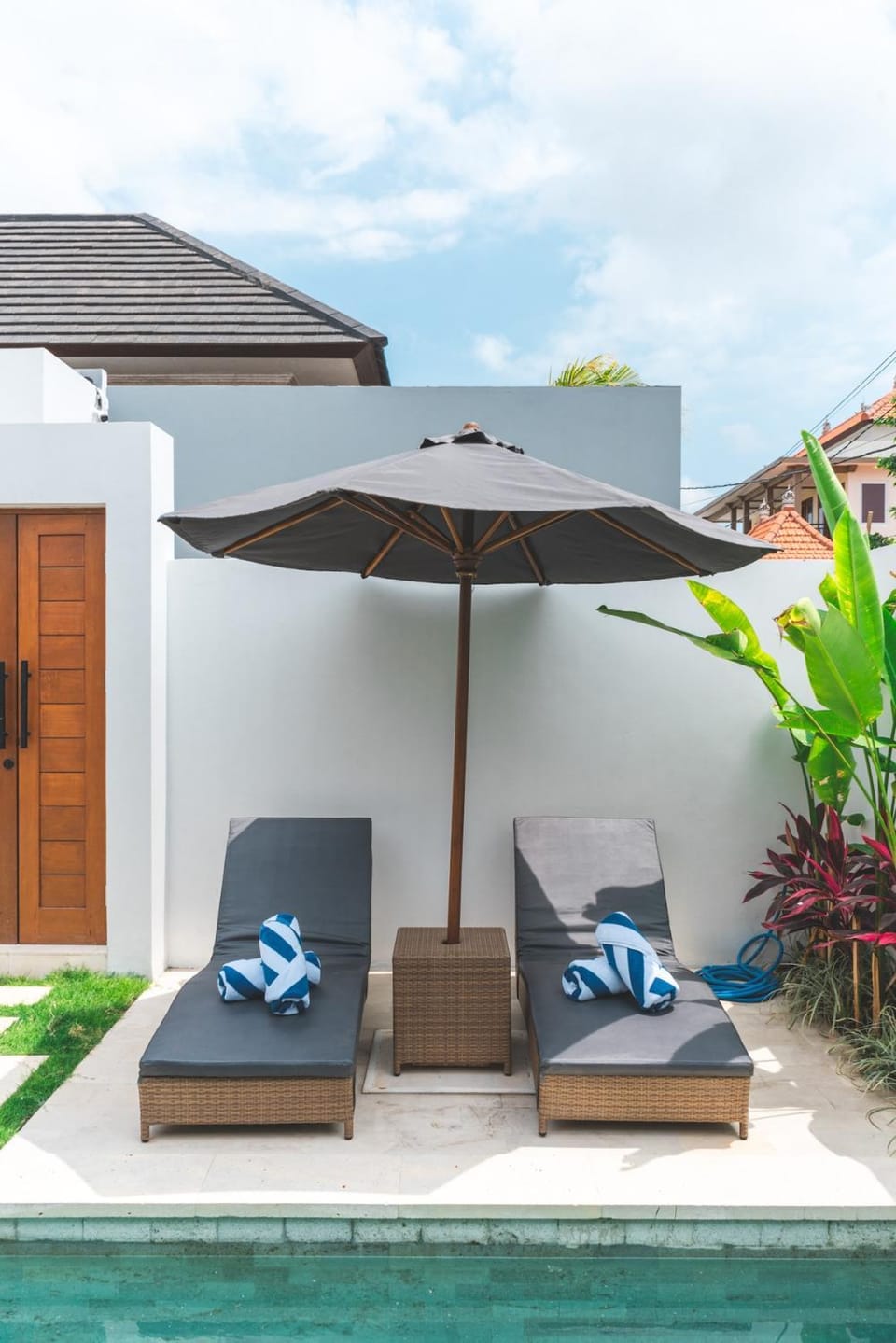 3BRVilla Minutes from Seminyak, Petitenget, Canggu Villa in North Kuta