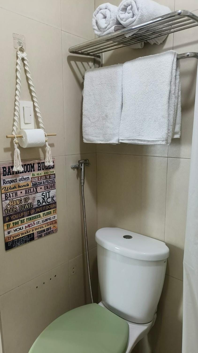 2 Bedroom MEZZA RESIDENCES Apartment hotel in Manila City