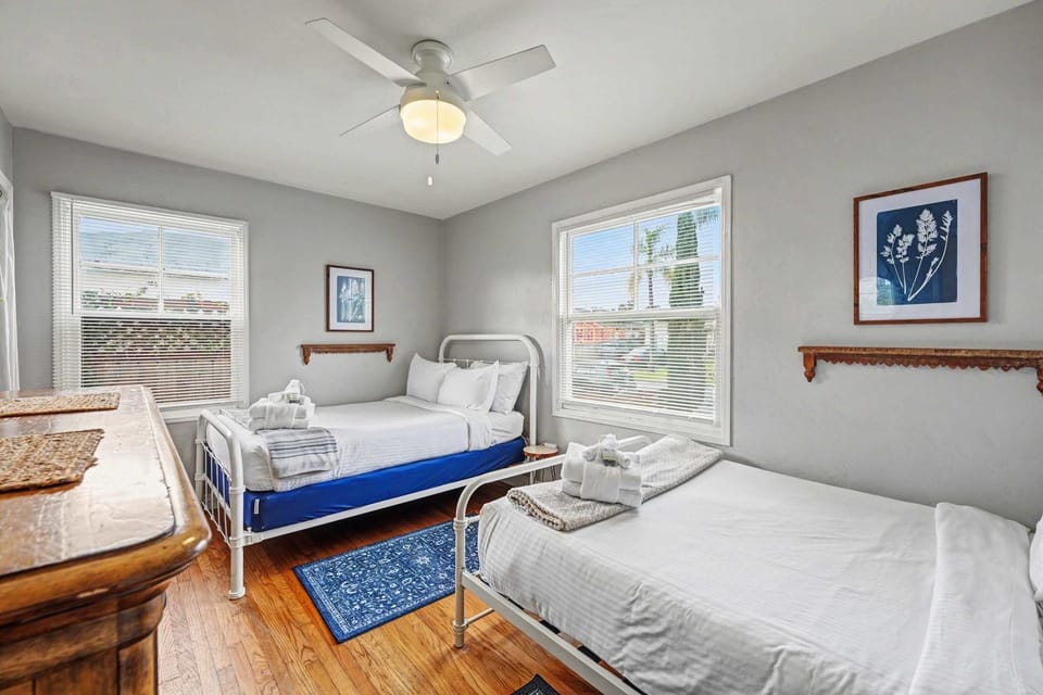 Charming La Mesa Cottage - Patio - Quiet Neighborhood - Family House in La Mesa