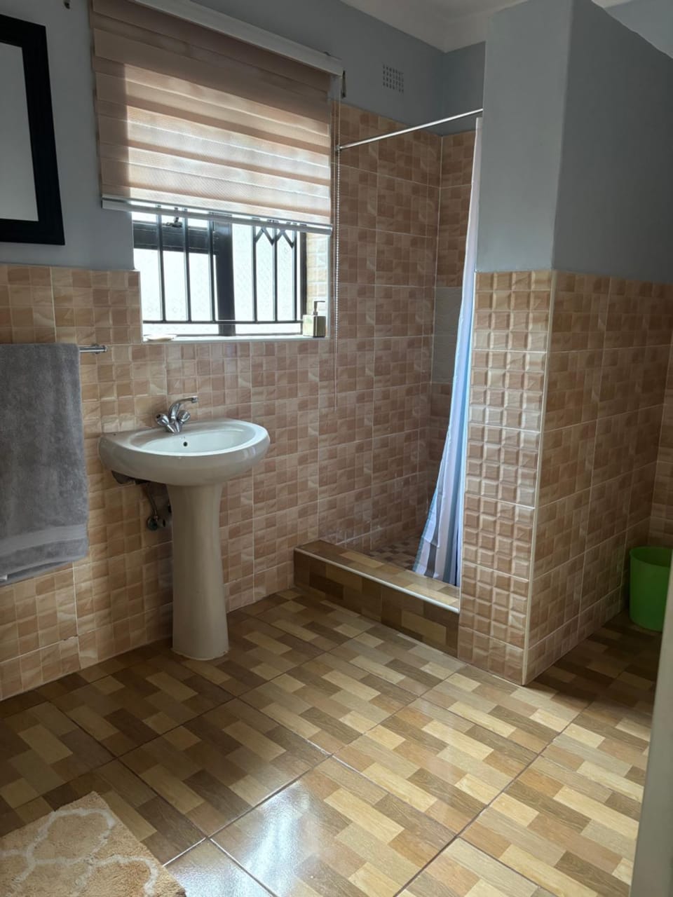 Apoka Guest Lodge Bed and Breakfast in Harare
