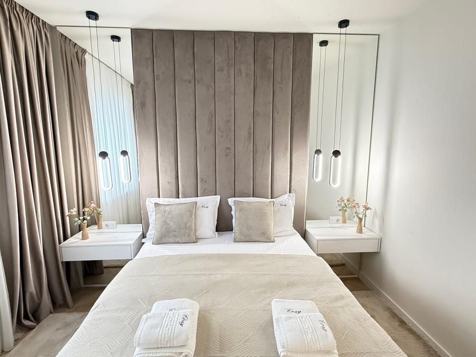 Bed, Photo of the whole room, Bedroom, towels, wardrobe